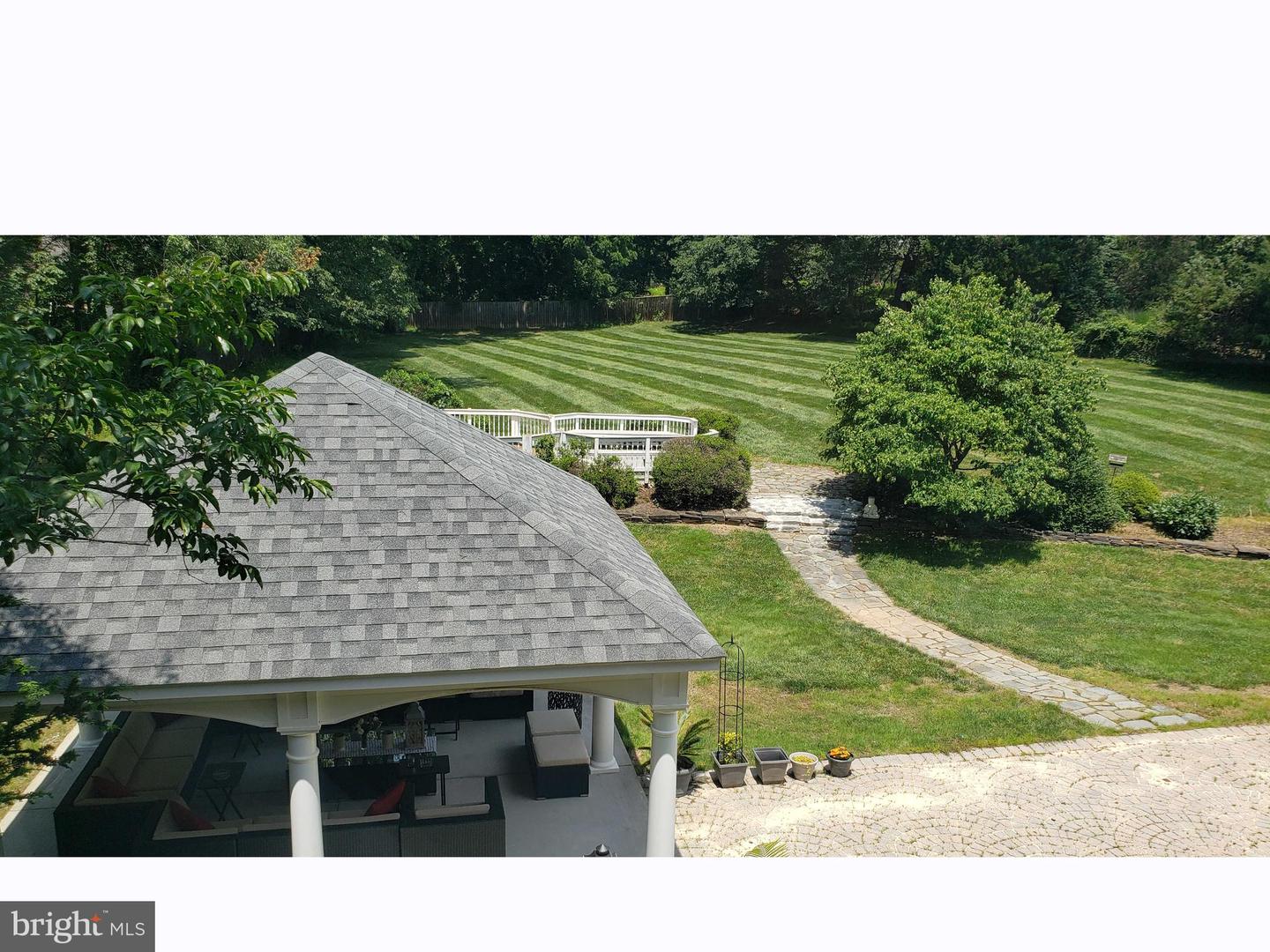 8902 CHEQUERS WAY, MCLEAN, Virginia 22102, 5 Bedrooms Bedrooms, ,5 BathroomsBathrooms,Residential,For sale,8902 CHEQUERS WAY,VAFX2249046 MLS # VAFX2249046