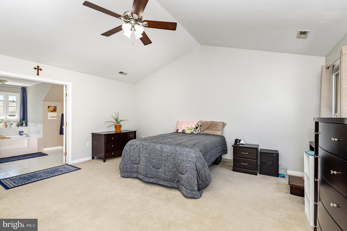 6 OXEN CT, STAFFORD, Virginia 22554, 5 Bedrooms Bedrooms, 16 Rooms Rooms,3 BathroomsBathrooms,Residential,For sale,6 OXEN CT,VAST2040044 MLS # VAST2040044