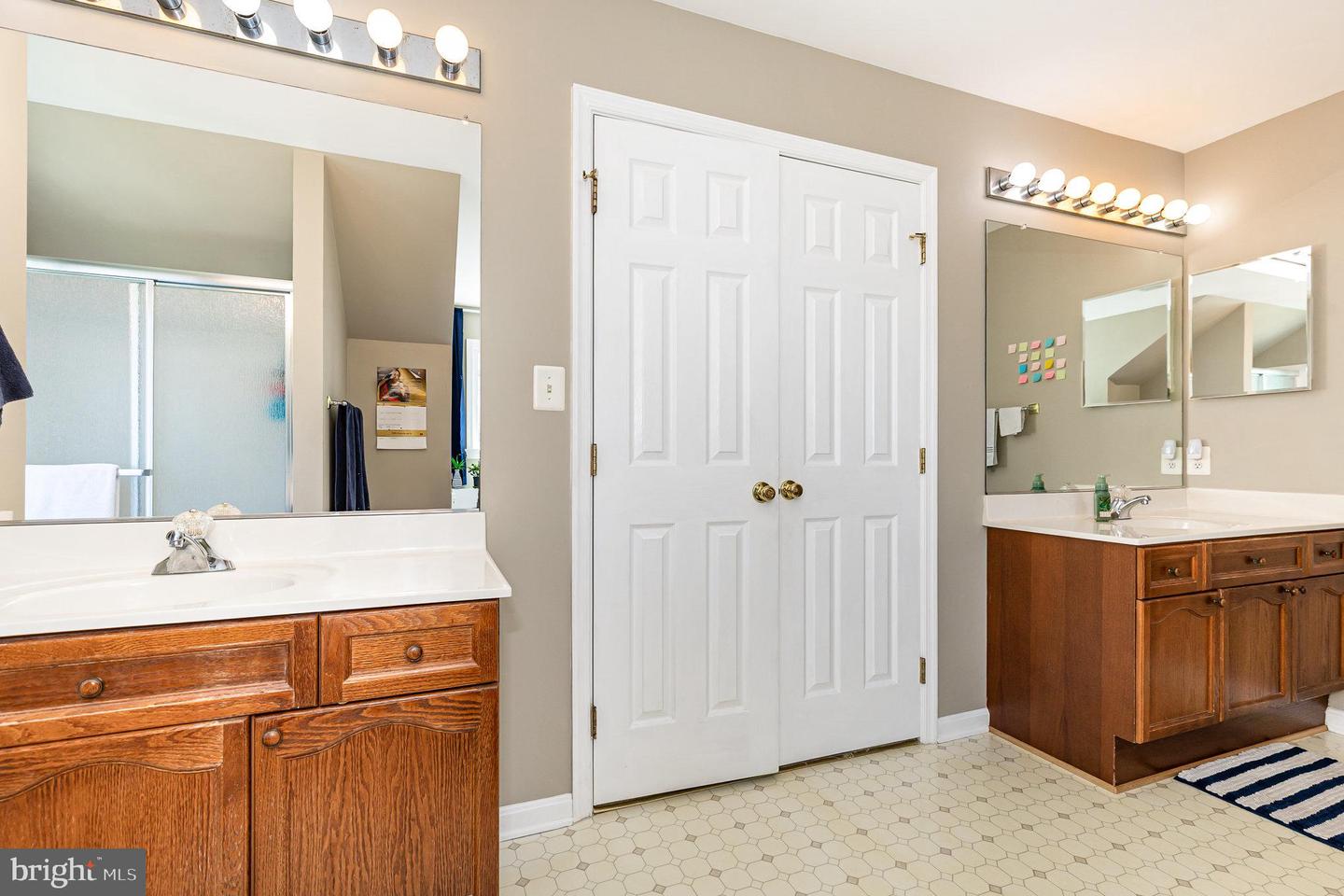 6 OXEN CT, STAFFORD, Virginia 22554, 5 Bedrooms Bedrooms, 16 Rooms Rooms,3 BathroomsBathrooms,Residential,For sale,6 OXEN CT,VAST2040044 MLS # VAST2040044