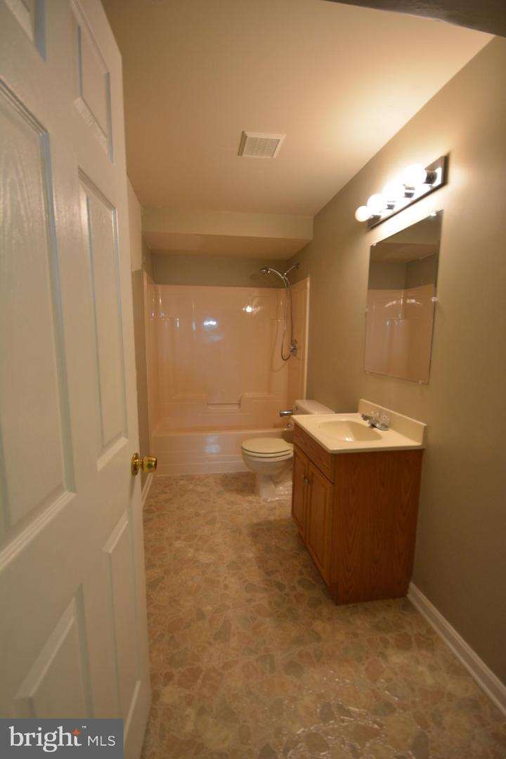 6 OXEN CT, STAFFORD, Virginia 22554, 5 Bedrooms Bedrooms, 16 Rooms Rooms,3 BathroomsBathrooms,Residential,For sale,6 OXEN CT,VAST2040044 MLS # VAST2040044