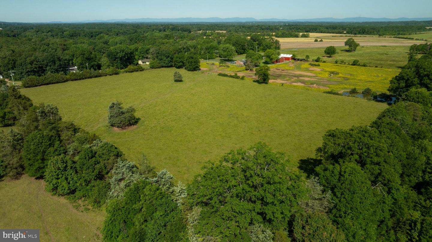 11243 BLACKWELLTOWN RD, MIDLAND, Virginia 22728, ,Land,For sale,11243 BLACKWELLTOWN RD,VAFQ2017178 MLS # VAFQ2017178