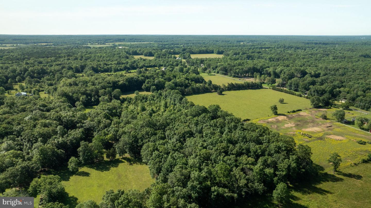11243 BLACKWELLTOWN RD, MIDLAND, Virginia 22728, ,Land,For sale,11243 BLACKWELLTOWN RD,VAFQ2017178 MLS # VAFQ2017178