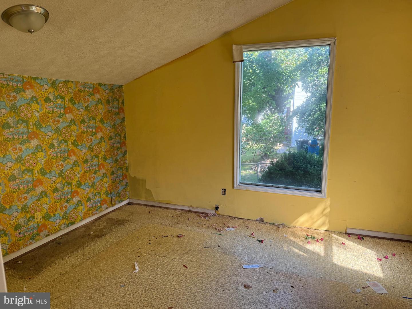 1712 N CULPEPER ST, ARLINGTON, Virginia 22207, 3 Bedrooms Bedrooms, ,2 BathroomsBathrooms,Residential,For sale,1712 N CULPEPER ST,VAAR2059686 MLS # VAAR2059686
