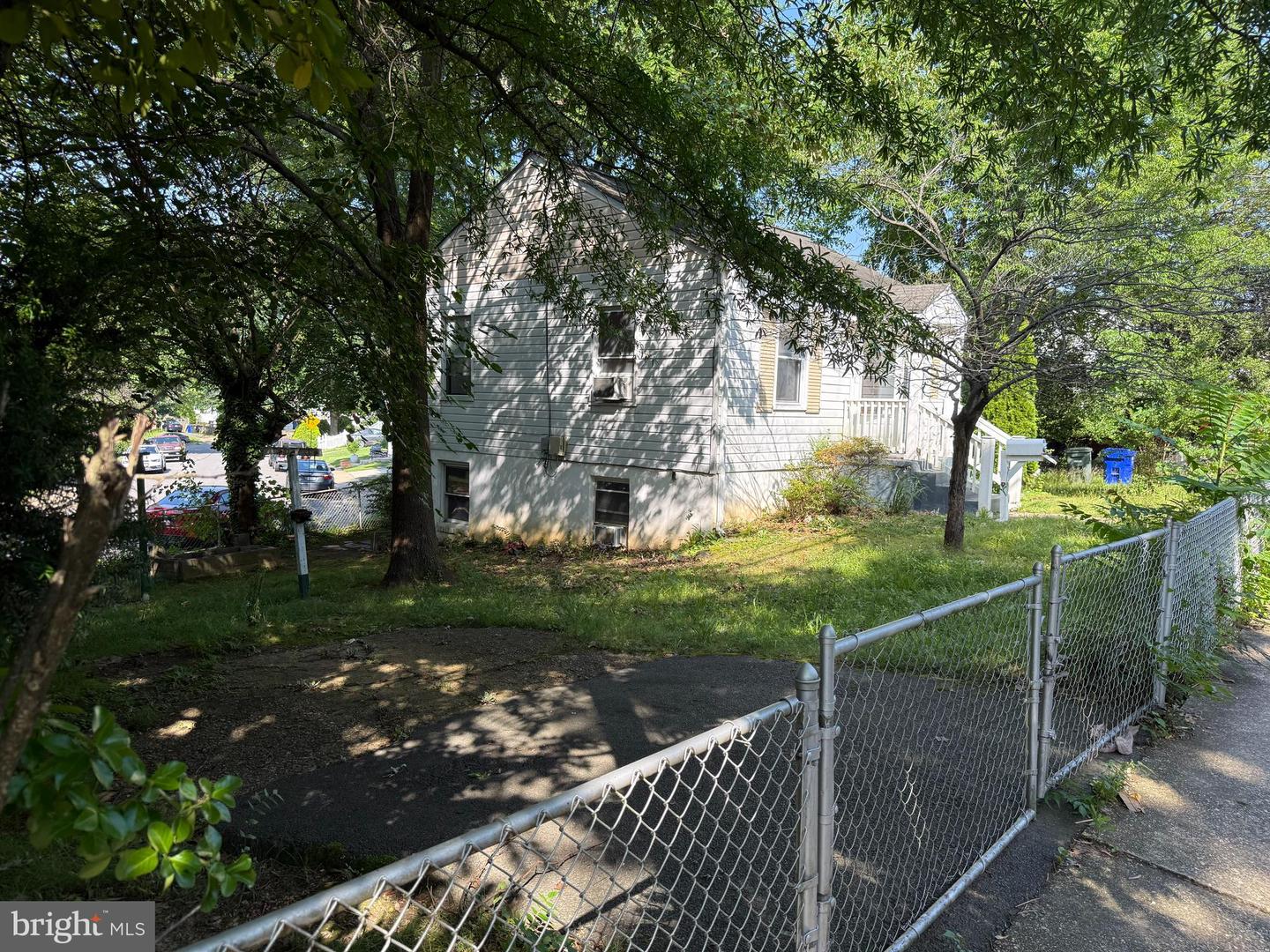 1712 N CULPEPER ST, ARLINGTON, Virginia 22207, 3 Bedrooms Bedrooms, ,2 BathroomsBathrooms,Residential,For sale,1712 N CULPEPER ST,VAAR2059686 MLS # VAAR2059686
