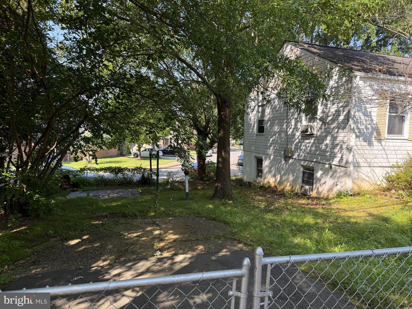 1712 N CULPEPER ST, ARLINGTON, Virginia 22207, 3 Bedrooms Bedrooms, ,2 BathroomsBathrooms,Residential,For sale,1712 N CULPEPER ST,VAAR2059686 MLS # VAAR2059686