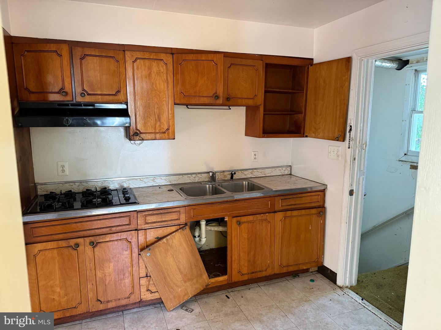 1712 N CULPEPER ST, ARLINGTON, Virginia 22207, 3 Bedrooms Bedrooms, ,2 BathroomsBathrooms,Residential,For sale,1712 N CULPEPER ST,VAAR2059686 MLS # VAAR2059686