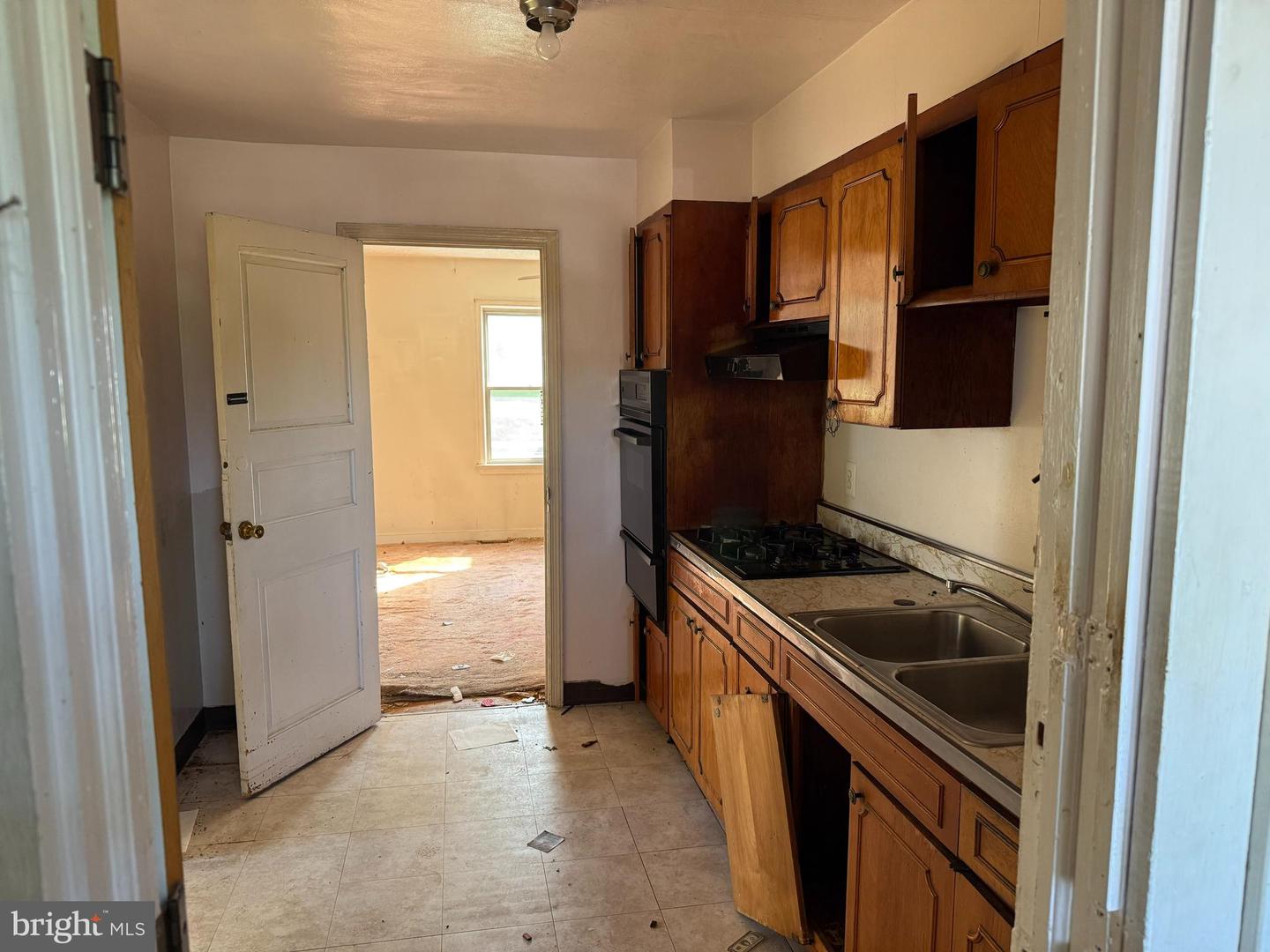 1712 N CULPEPER ST, ARLINGTON, Virginia 22207, 3 Bedrooms Bedrooms, ,2 BathroomsBathrooms,Residential,For sale,1712 N CULPEPER ST,VAAR2059686 MLS # VAAR2059686