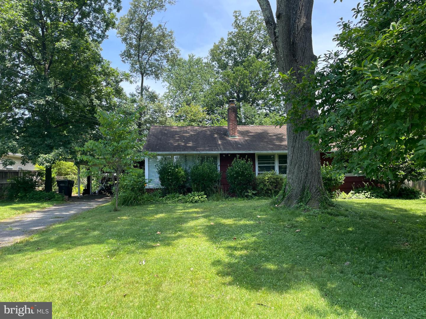 7101 ALGER RD, FALLS CHURCH, Virginia 22042, 3 Bedrooms Bedrooms, ,1 BathroomBathrooms,Residential,For sale,7101 ALGER RD,VAFX2250122 MLS # VAFX2250122