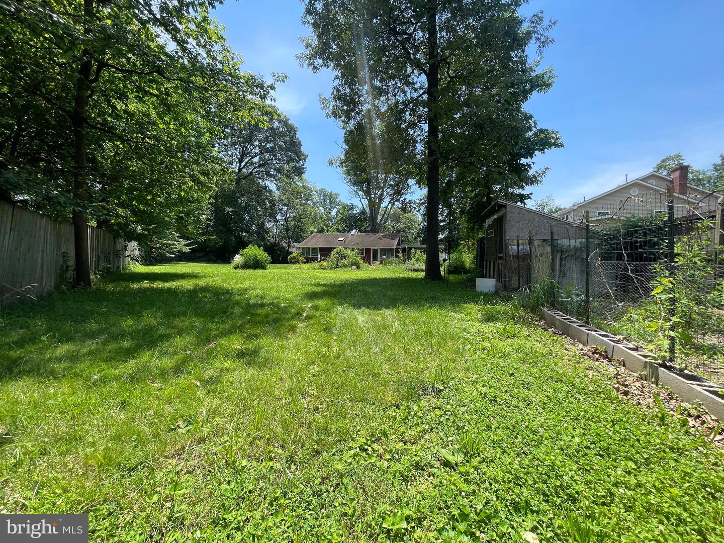 7101 ALGER RD, FALLS CHURCH, Virginia 22042, 3 Bedrooms Bedrooms, ,1 BathroomBathrooms,Residential,For sale,7101 ALGER RD,VAFX2250122 MLS # VAFX2250122