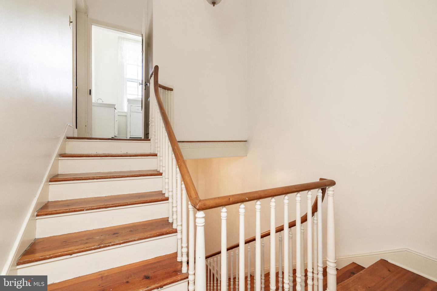 5378 MAIN ST, STEPHENS CITY, Virginia 22655, 3 Bedrooms Bedrooms, ,2 BathroomsBathrooms,Residential,For sale,5378 MAIN ST,VAFV2035074 MLS # VAFV2035074