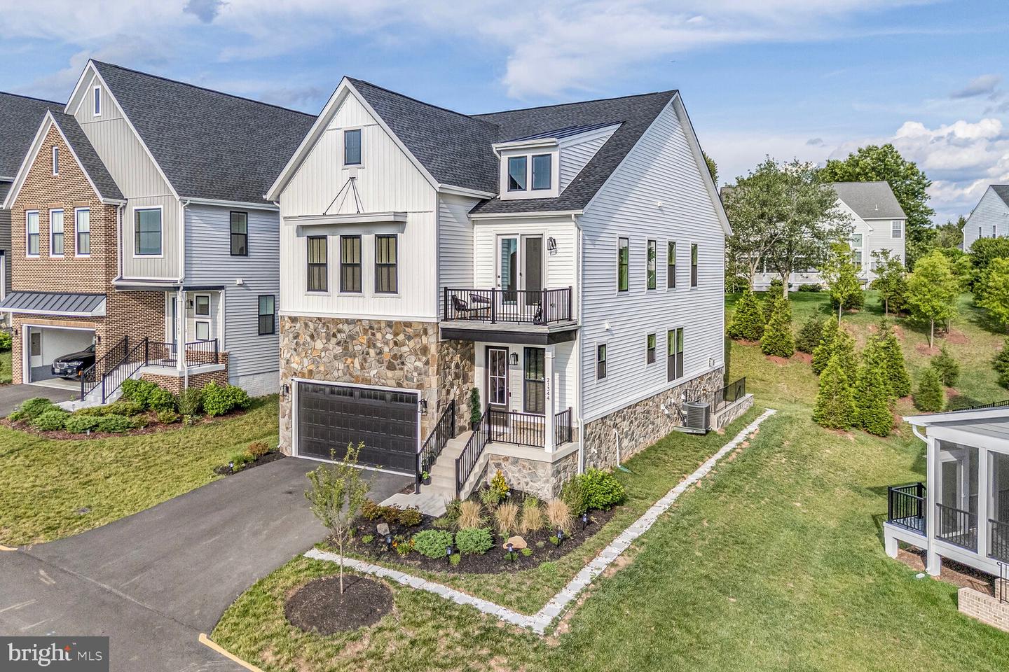 21344 RAINIER LN, BROADLANDS, Virginia 20148, 5 Bedrooms Bedrooms, ,4 BathroomsBathrooms,Residential,For sale,21344 RAINIER LN,VALO2100386 MLS # VALO2100386