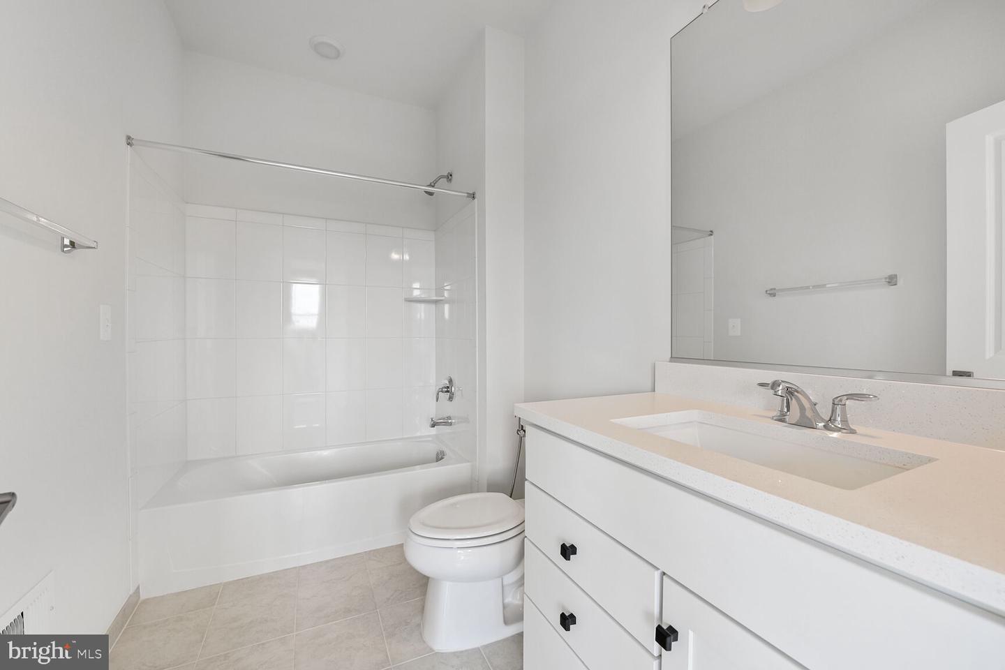 21344 RAINIER LN, BROADLANDS, Virginia 20148, 5 Bedrooms Bedrooms, ,4 BathroomsBathrooms,Residential,For sale,21344 RAINIER LN,VALO2100386 MLS # VALO2100386