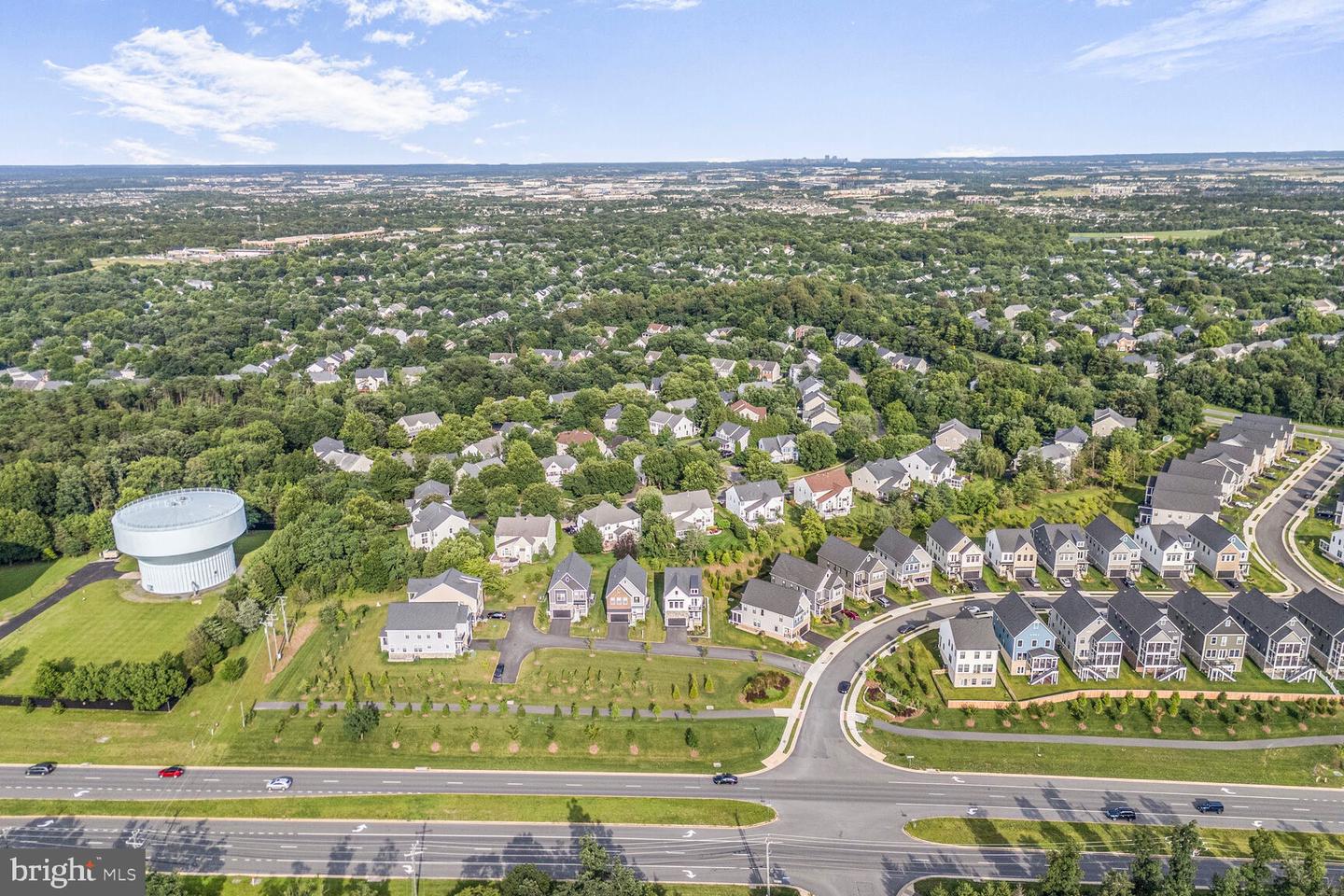 21344 RAINIER LN, BROADLANDS, Virginia 20148, 5 Bedrooms Bedrooms, ,4 BathroomsBathrooms,Residential,For sale,21344 RAINIER LN,VALO2100386 MLS # VALO2100386