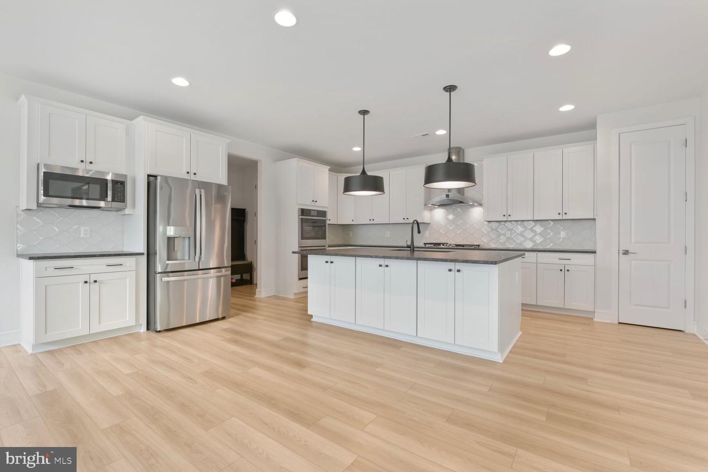 21344 RAINIER LN, BROADLANDS, Virginia 20148, 5 Bedrooms Bedrooms, ,4 BathroomsBathrooms,Residential,For sale,21344 RAINIER LN,VALO2100386 MLS # VALO2100386