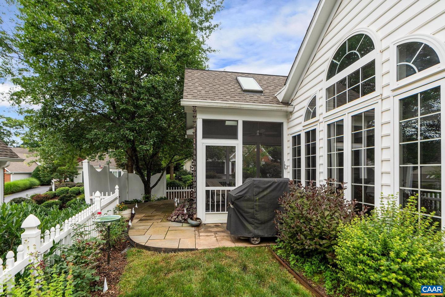 411 HERITAGE CT, CHARLOTTESVILLE, Virginia 22903, 3 Bedrooms Bedrooms, ,2 BathroomsBathrooms,Residential,For sale,411 HERITAGE CT,666022 MLS # 666022