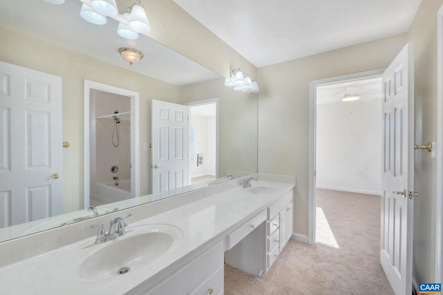 618 RIVANNA WOODS DR, FORK UNION, Virginia 23055, 4 Bedrooms Bedrooms, ,3 BathroomsBathrooms,Residential,For sale,618 RIVANNA WOODS DR,666059 MLS # 666059