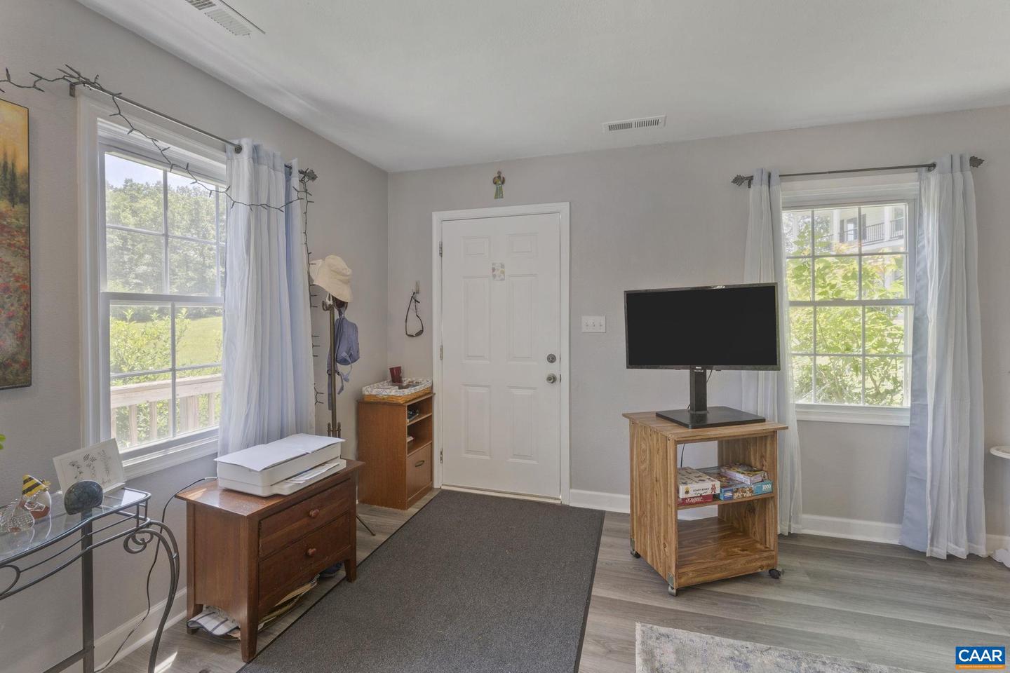 618 RIVANNA WOODS DR, FORK UNION, Virginia 23055, 4 Bedrooms Bedrooms, ,3 BathroomsBathrooms,Residential,For sale,618 RIVANNA WOODS DR,666059 MLS # 666059