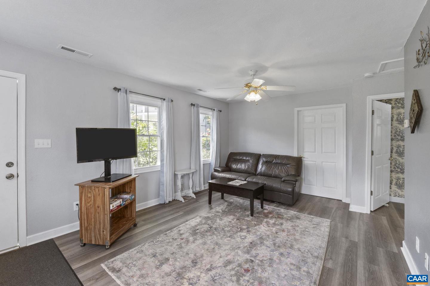 618 RIVANNA WOODS DR, FORK UNION, Virginia 23055, 4 Bedrooms Bedrooms, ,3 BathroomsBathrooms,Residential,For sale,618 RIVANNA WOODS DR,666059 MLS # 666059