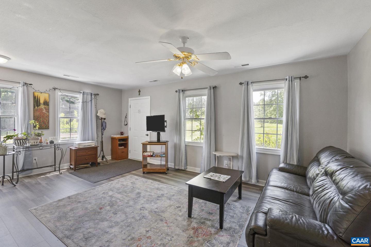 618 RIVANNA WOODS DR, FORK UNION, Virginia 23055, 4 Bedrooms Bedrooms, ,3 BathroomsBathrooms,Residential,For sale,618 RIVANNA WOODS DR,666059 MLS # 666059