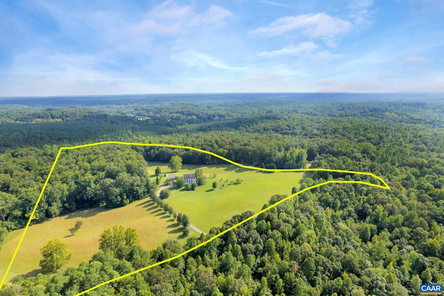 618 RIVANNA WOODS DR, FORK UNION, Virginia 23055, 4 Bedrooms Bedrooms, ,3 BathroomsBathrooms,Residential,For sale,618 RIVANNA WOODS DR,666059 MLS # 666059