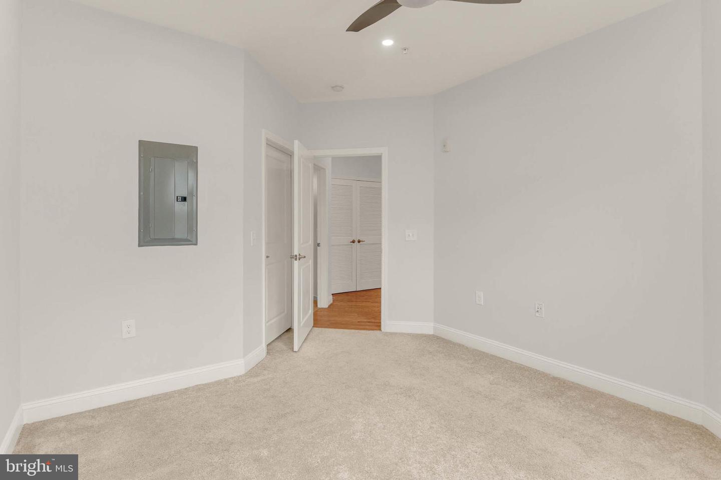 1391 PENNSYLVANIA AVE SE #348, WASHINGTON, District Of Columbia 20003, 1 Bedroom Bedrooms, ,1 BathroomBathrooms,Residential,For sale,1391 PENNSYLVANIA AVE SE #348,DCDC2202192 MLS # DCDC2202192
