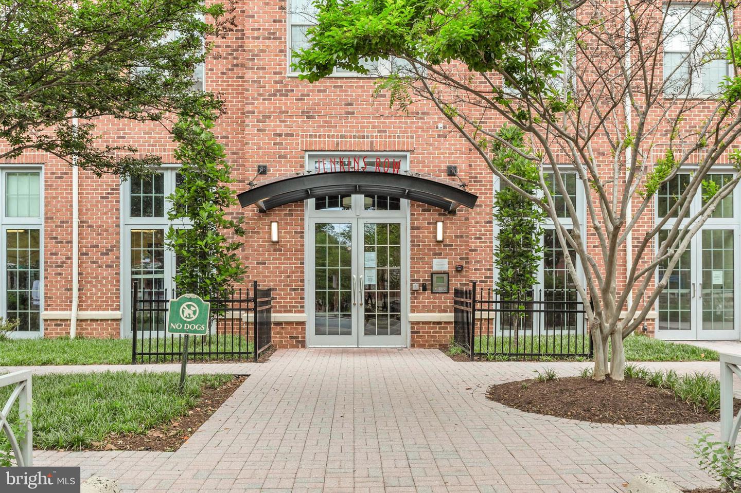 1391 PENNSYLVANIA AVE SE #348, WASHINGTON, District Of Columbia 20003, 1 Bedroom Bedrooms, ,1 BathroomBathrooms,Residential,For sale,1391 PENNSYLVANIA AVE SE #348,DCDC2202192 MLS # DCDC2202192