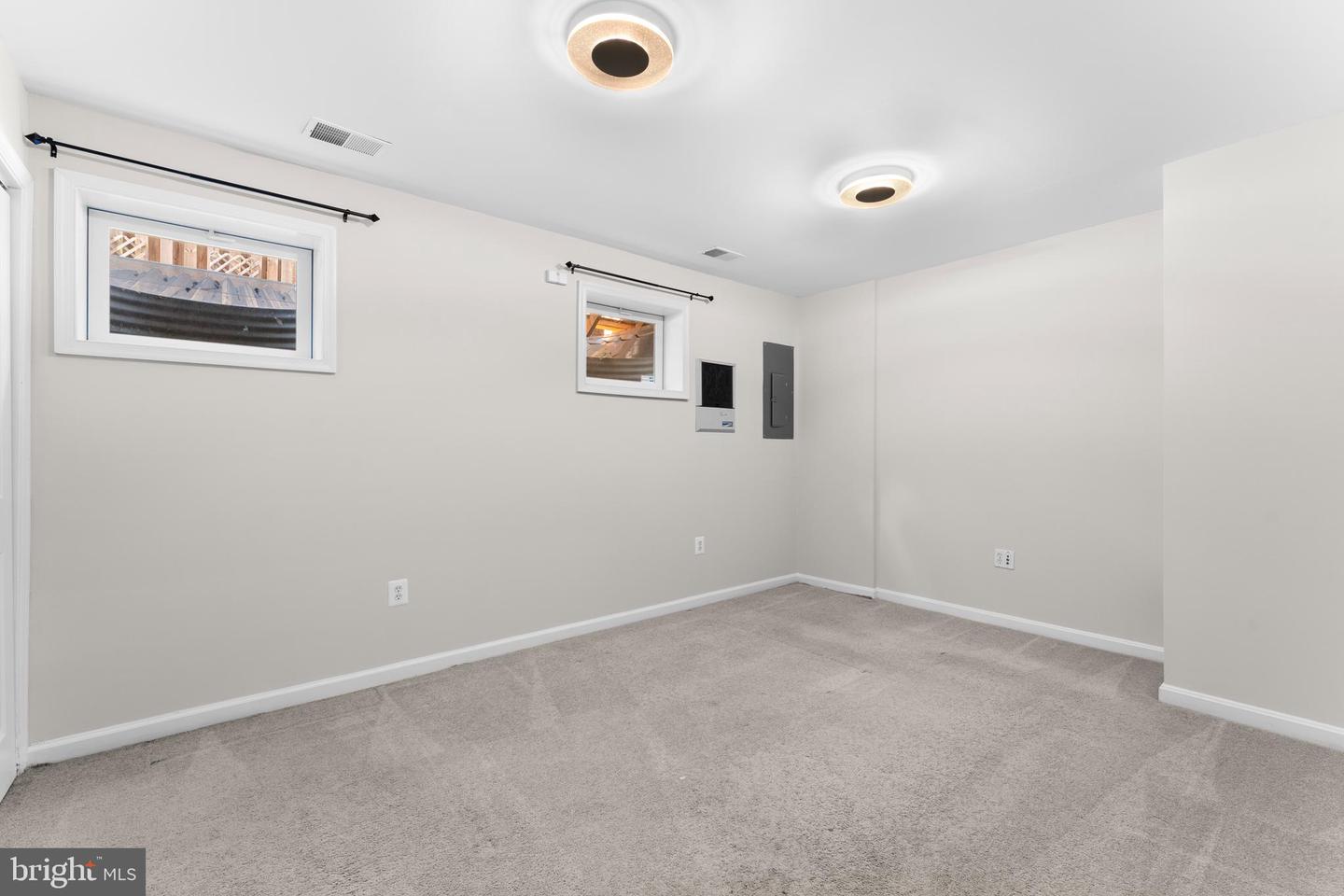 55 SIRE WAY, WARRENTON, Virginia 20186, 3 Bedrooms Bedrooms, ,2 BathroomsBathrooms,Residential,For sale,55 SIRE WAY,VAFQ2016844 MLS # VAFQ2016844