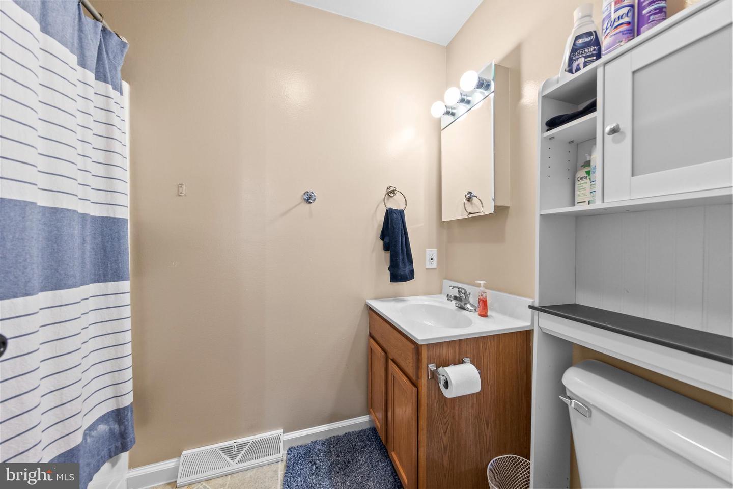 822 PHEASANT DR, WINCHESTER, Virginia 22602, 3 Bedrooms Bedrooms, ,2 BathroomsBathrooms,Residential,For sale,822 PHEASANT DR,VAFV2034638 MLS # VAFV2034638