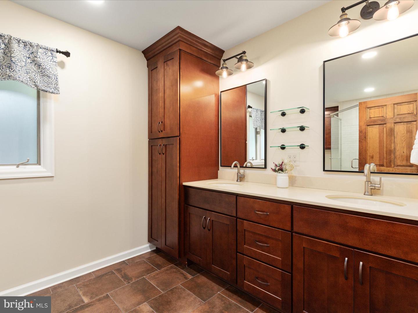 417 MALLARD DR, BASYE, Virginia 22810, 4 Bedrooms Bedrooms, ,3 BathroomsBathrooms,Residential,For sale,417 MALLARD DR,VASH2011642 MLS # VASH2011642