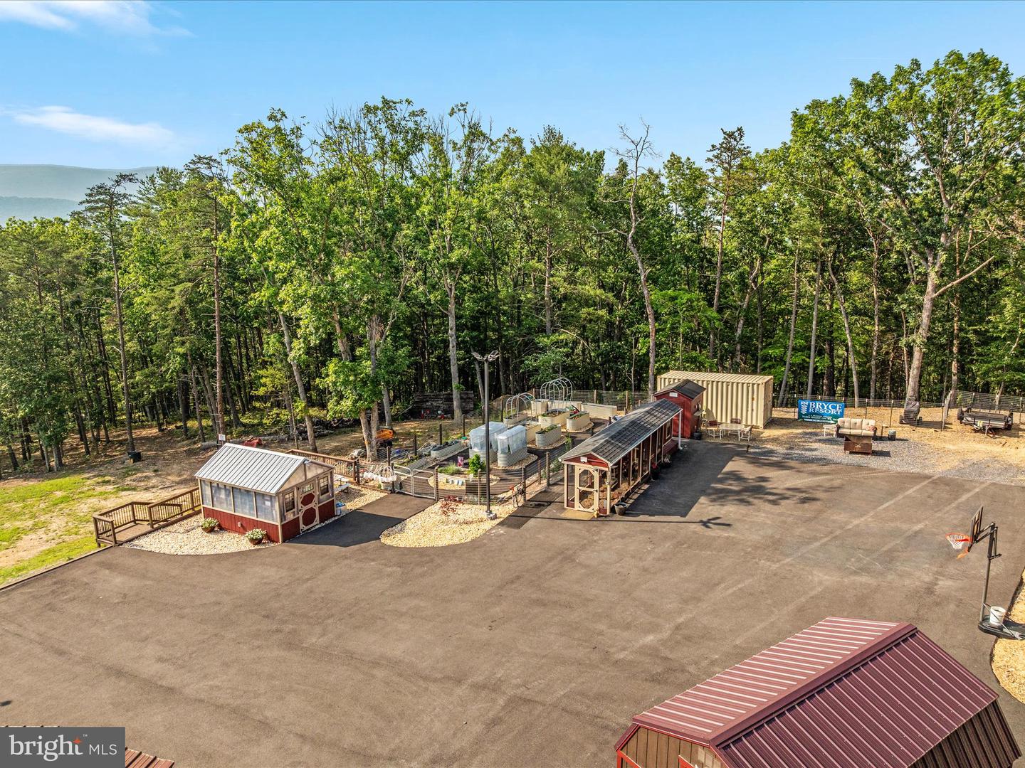417 MALLARD DR, BASYE, Virginia 22810, 4 Bedrooms Bedrooms, ,3 BathroomsBathrooms,Residential,For sale,417 MALLARD DR,VASH2011642 MLS # VASH2011642