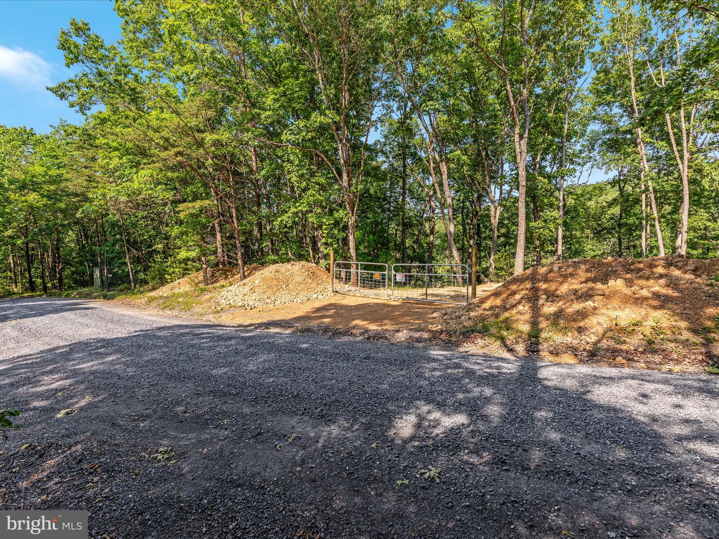 417 MALLARD DR, BASYE, Virginia 22810, 4 Bedrooms Bedrooms, ,3 BathroomsBathrooms,Residential,For sale,417 MALLARD DR,VASH2011642 MLS # VASH2011642
