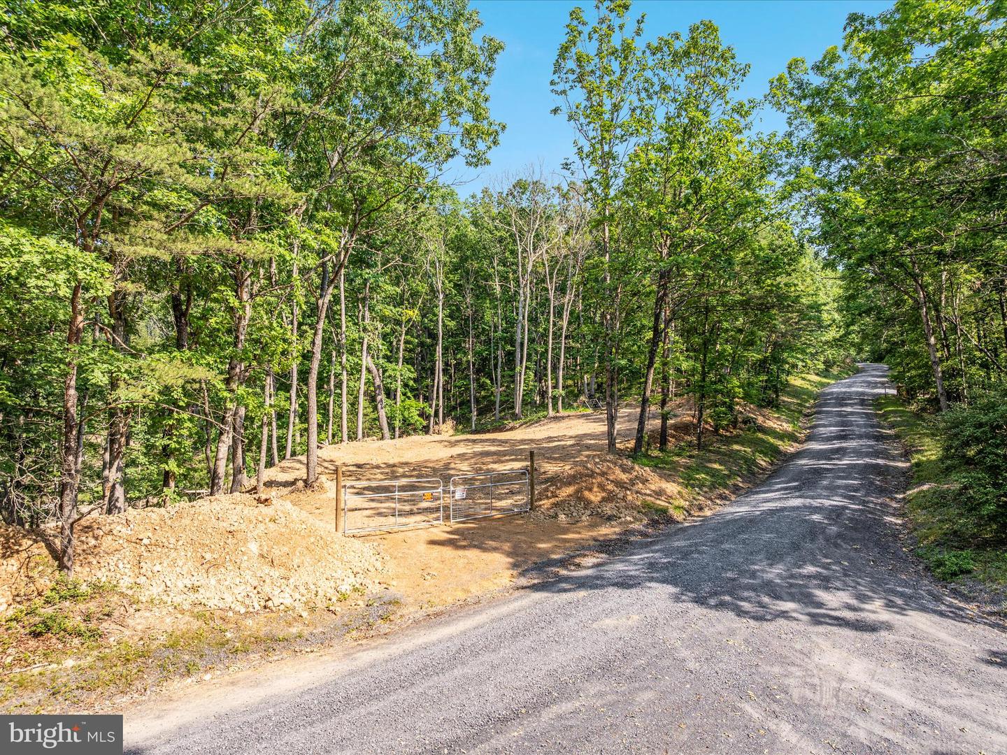 417 MALLARD DR, BASYE, Virginia 22810, 4 Bedrooms Bedrooms, ,3 BathroomsBathrooms,Residential,For sale,417 MALLARD DR,VASH2011642 MLS # VASH2011642