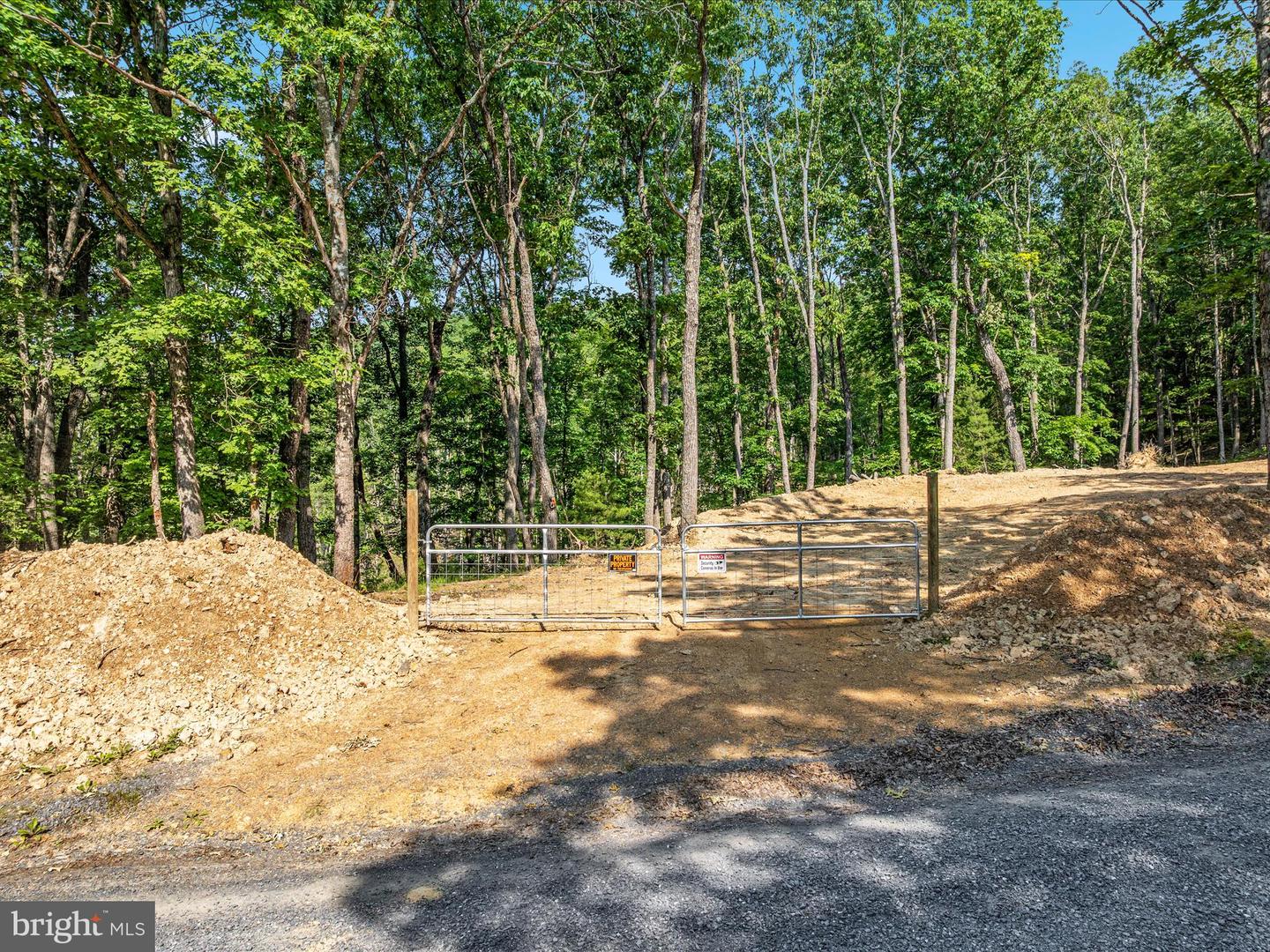 417 MALLARD DR, BASYE, Virginia 22810, 4 Bedrooms Bedrooms, ,3 BathroomsBathrooms,Residential,For sale,417 MALLARD DR,VASH2011642 MLS # VASH2011642