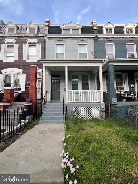 2115 4TH ST NE, WASHINGTON, District Of Columbia 20002, 4 Bedrooms Bedrooms, ,2 BathroomsBathrooms,Residential,For sale,2115 4TH ST NE,DCDC2205142 MLS # DCDC2205142