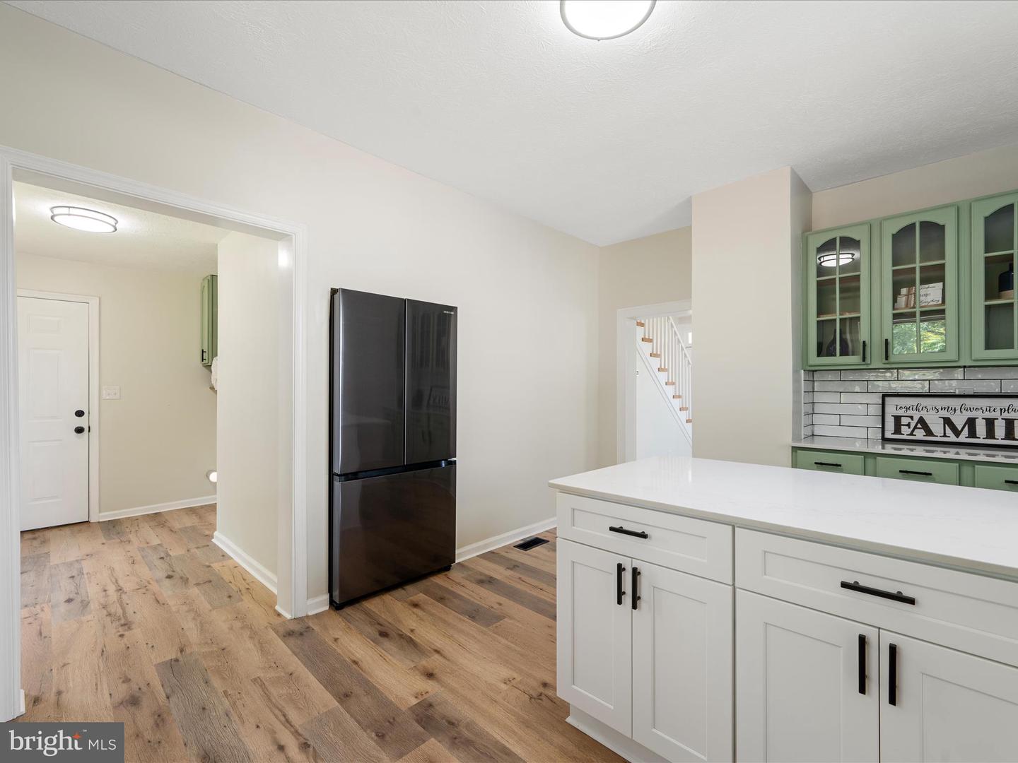 9222 N CONGRESS ST, NEW MARKET, Virginia 22844, 4 Bedrooms Bedrooms, ,2 BathroomsBathrooms,Residential,For sale,9222 N CONGRESS ST,VASH2011720 MLS # VASH2011720