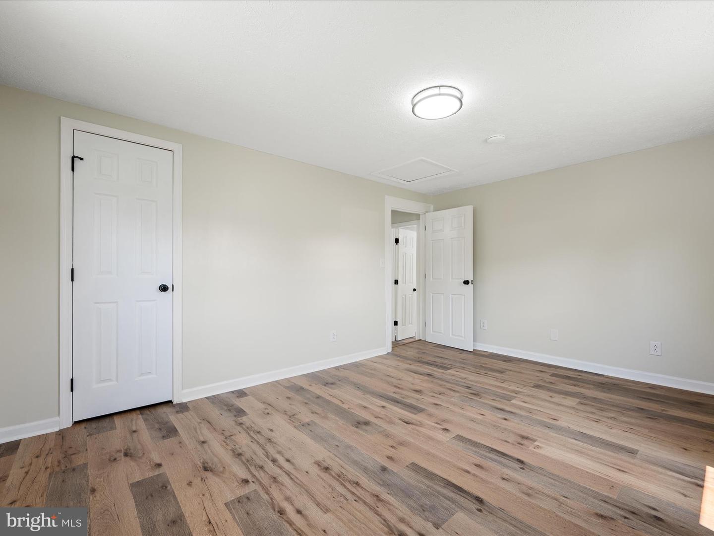 9222 N CONGRESS ST, NEW MARKET, Virginia 22844, 4 Bedrooms Bedrooms, ,2 BathroomsBathrooms,Residential,For sale,9222 N CONGRESS ST,VASH2011720 MLS # VASH2011720