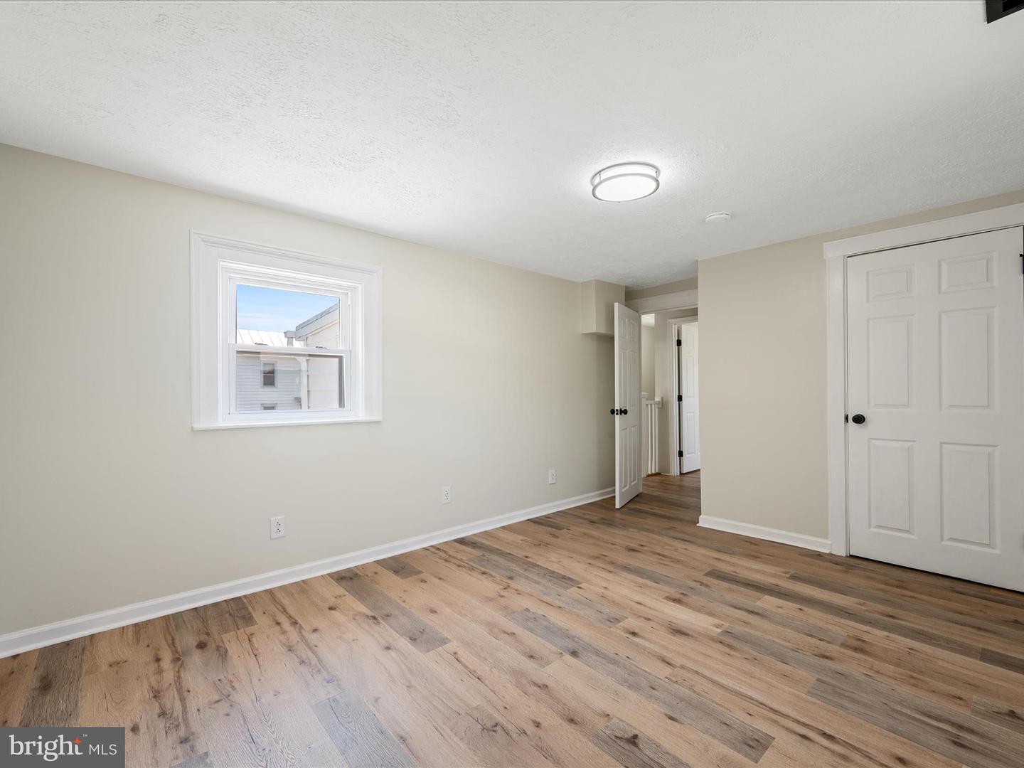 9222 N CONGRESS ST, NEW MARKET, Virginia 22844, 4 Bedrooms Bedrooms, ,2 BathroomsBathrooms,Residential,For sale,9222 N CONGRESS ST,VASH2011720 MLS # VASH2011720