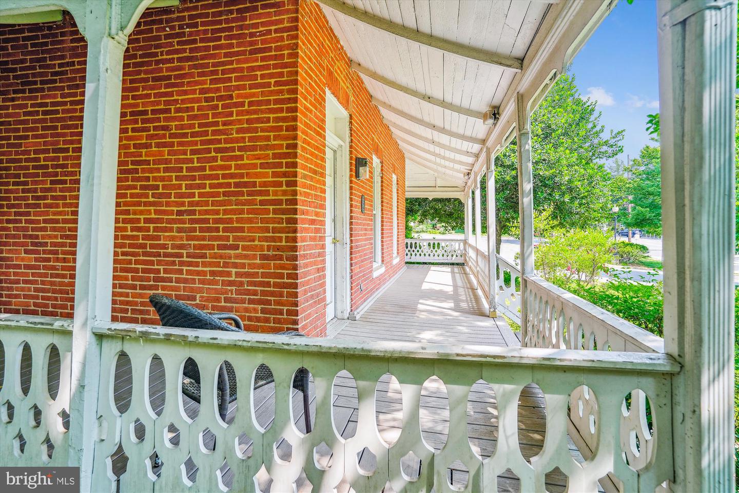 209 E BROAD ST, FALLS CHURCH, Virginia 22046, 6 Bedrooms Bedrooms, ,3 BathroomsBathrooms,Residential,For sale,209 E BROAD ST,VAFA2003088 MLS # VAFA2003088