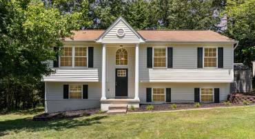 8600 S FORK CT, FREDERICKSBURG, Virginia 22407, 4 Bedrooms Bedrooms, ,3 BathroomsBathrooms,Residential,For sale,8600 S FORK CT,VASP2034040 MLS # VASP2034040