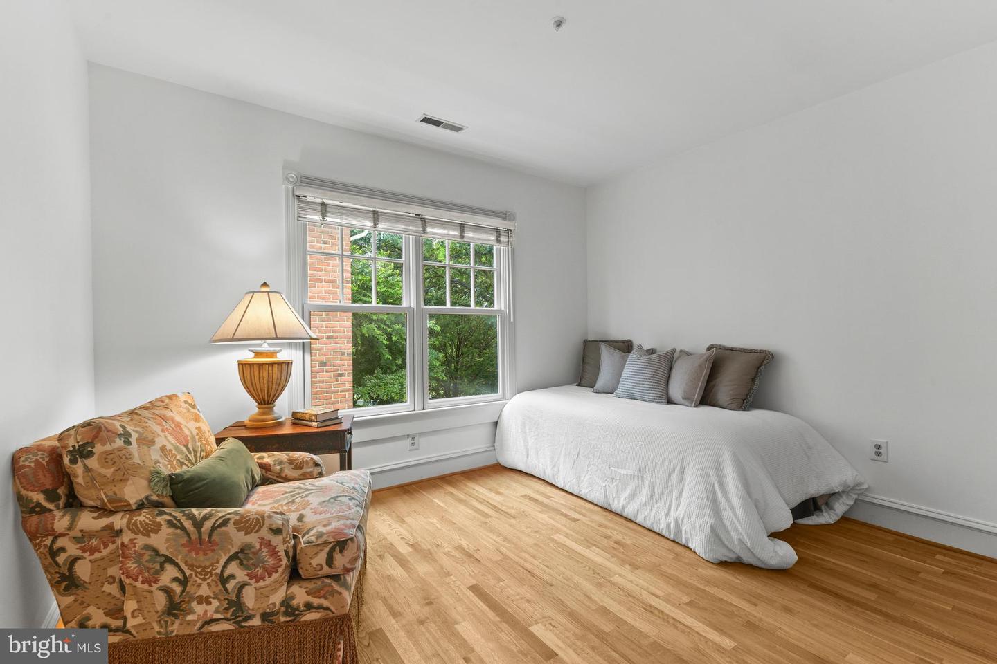 959 POWHATAN ST, ALEXANDRIA, Virginia 22314, 3 Bedrooms Bedrooms, ,3 BathroomsBathrooms,Residential,For sale,959 POWHATAN ST,VAAX2046724 MLS # VAAX2046724