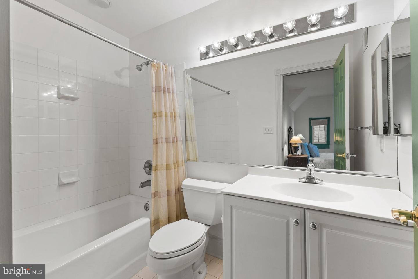 959 POWHATAN ST, ALEXANDRIA, Virginia 22314, 3 Bedrooms Bedrooms, ,3 BathroomsBathrooms,Residential,For sale,959 POWHATAN ST,VAAX2046724 MLS # VAAX2046724
