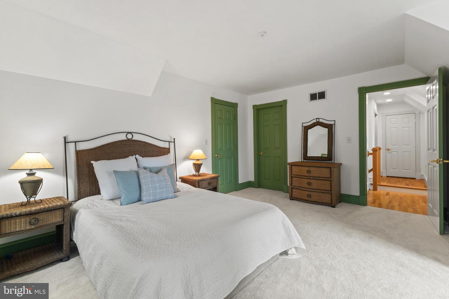 959 POWHATAN ST, ALEXANDRIA, Virginia 22314, 3 Bedrooms Bedrooms, ,3 BathroomsBathrooms,Residential,For sale,959 POWHATAN ST,VAAX2046724 MLS # VAAX2046724