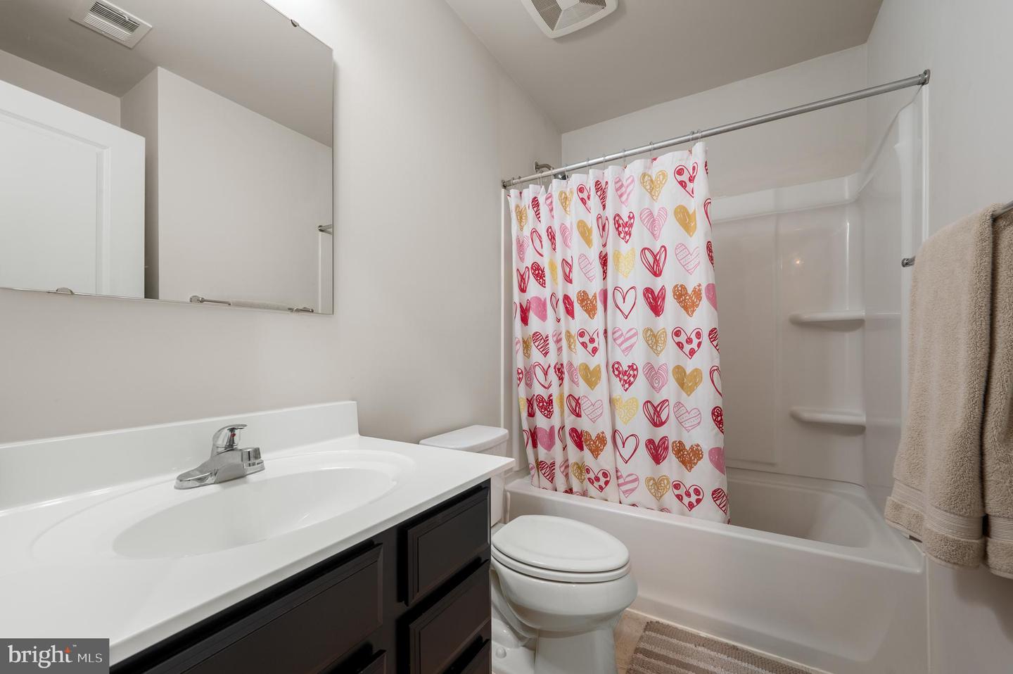 238 SAGE CIR, WINCHESTER, Virginia 22603, 3 Bedrooms Bedrooms, ,2 BathroomsBathrooms,Residential,For sale,238 SAGE CIR,VAFV2035004 MLS # VAFV2035004