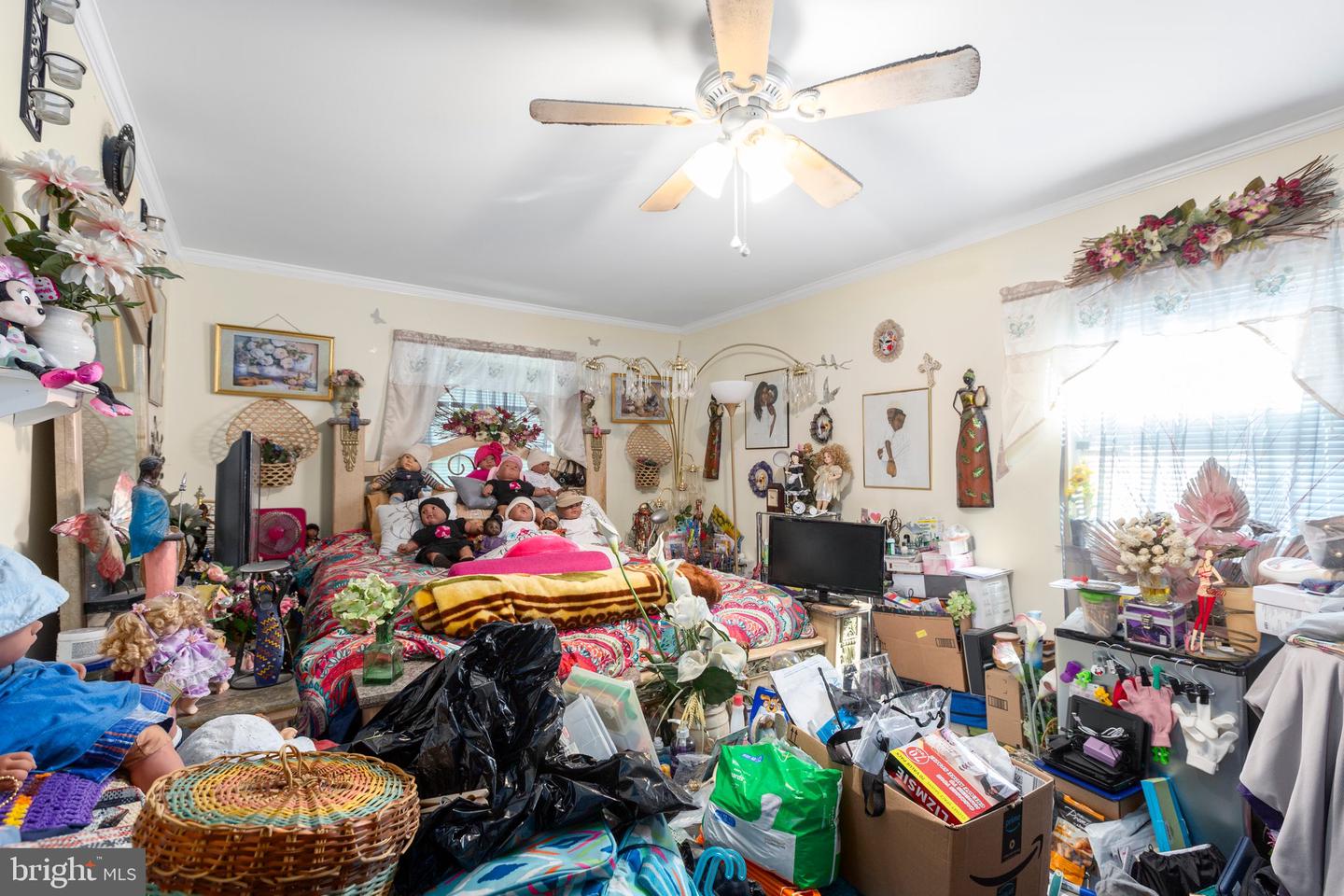 5955 PLUMWOOD LN, WOODBRIDGE, Virginia 22193, 4 Bedrooms Bedrooms, ,2 BathroomsBathrooms,Residential,For sale,5955 PLUMWOOD LN,VAPW2097866 MLS # VAPW2097866