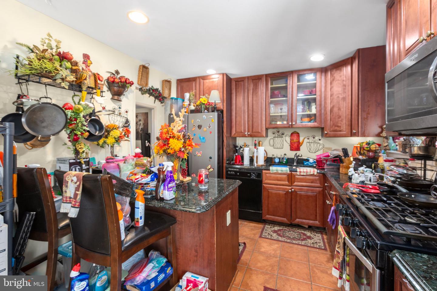 5955 PLUMWOOD LN, WOODBRIDGE, Virginia 22193, 4 Bedrooms Bedrooms, ,2 BathroomsBathrooms,Residential,For sale,5955 PLUMWOOD LN,VAPW2097866 MLS # VAPW2097866