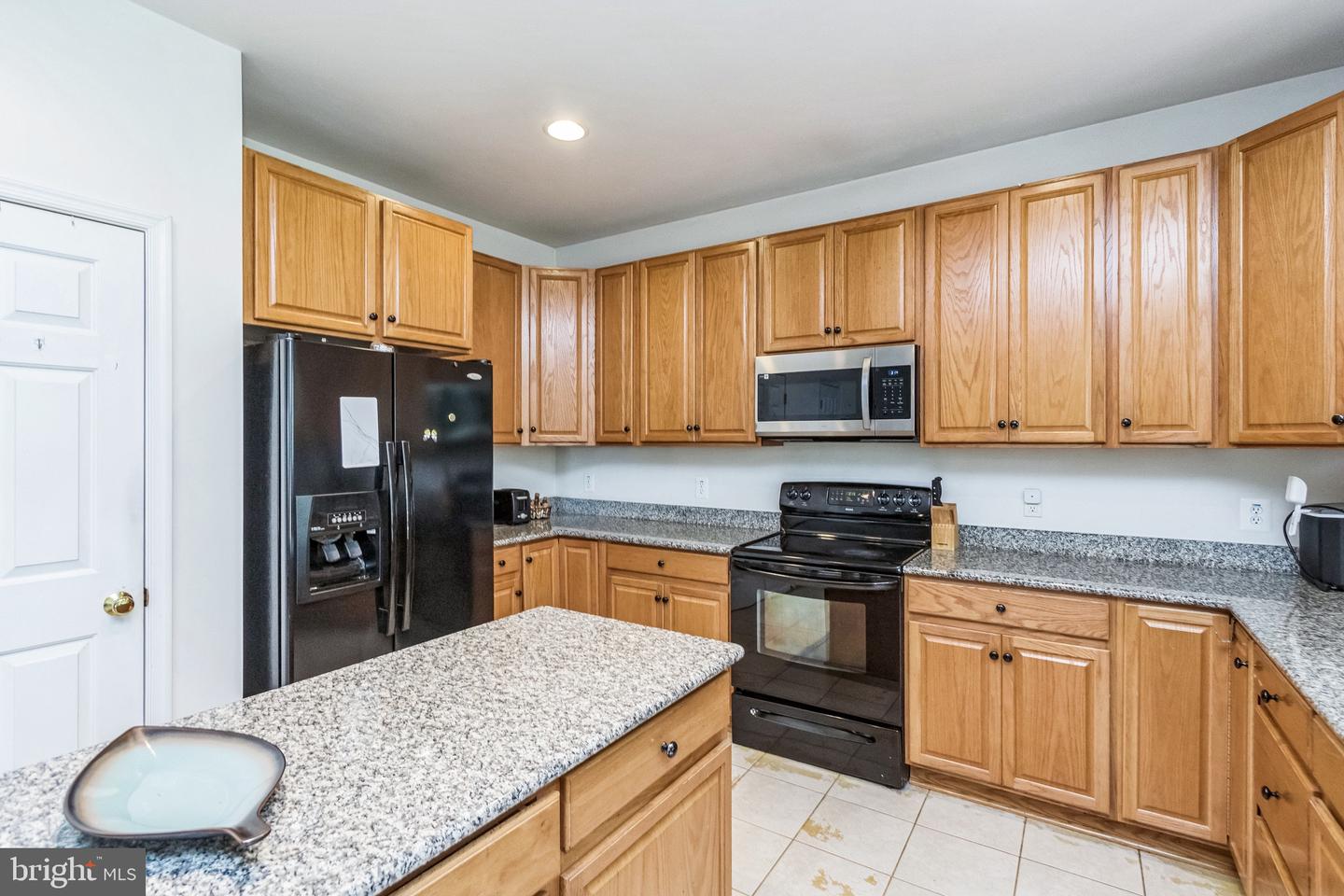 10110 LEES CROSSING LN, FREDERICKSBURG, Virginia 22408, 5 Bedrooms Bedrooms, ,3 BathroomsBathrooms,Residential,For sale,10110 LEES CROSSING LN,VASP2034178 MLS # VASP2034178