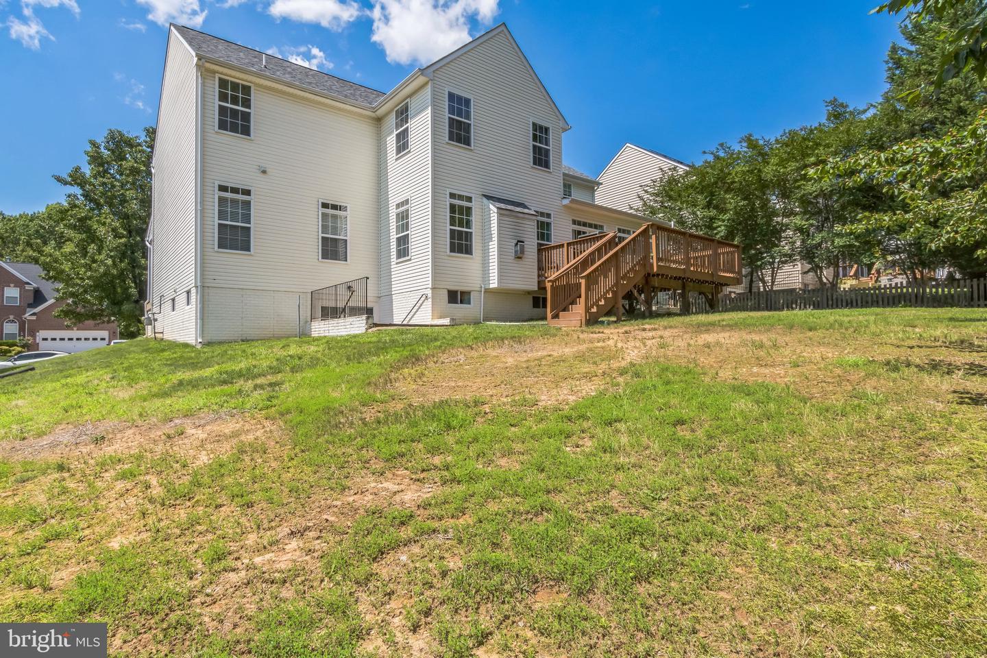 10110 LEES CROSSING LN, FREDERICKSBURG, Virginia 22408, 5 Bedrooms Bedrooms, ,3 BathroomsBathrooms,Residential,For sale,10110 LEES CROSSING LN,VASP2034178 MLS # VASP2034178