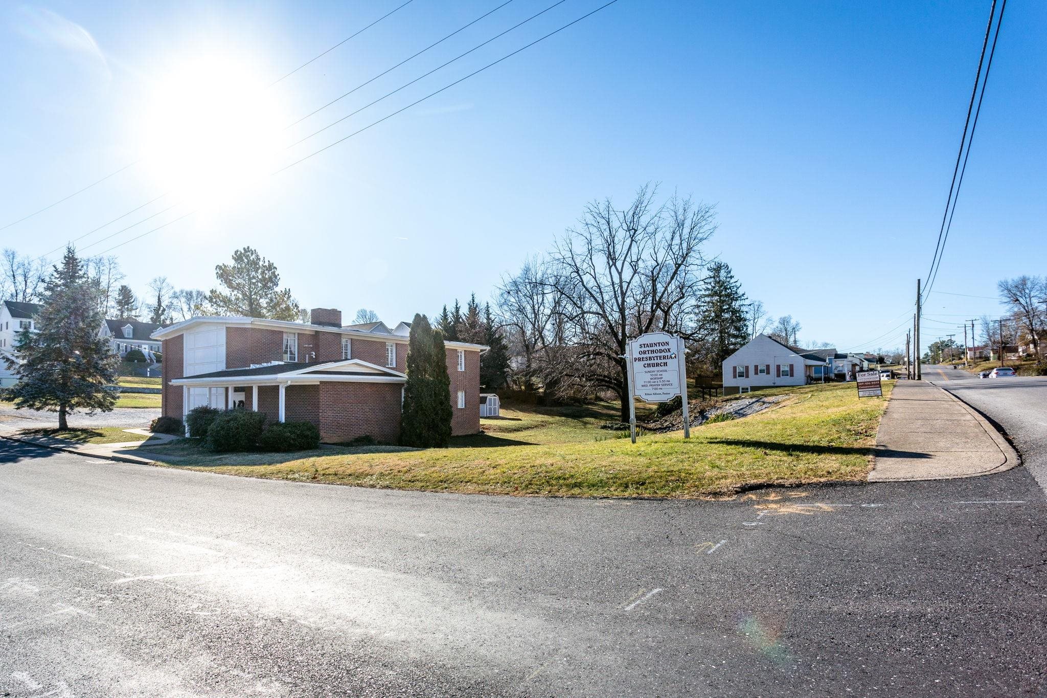 2408 HICKORY ST, STAUNTON, Virginia 24402, ,Commercial,2408 HICKORY ST,666068 MLS # 666068