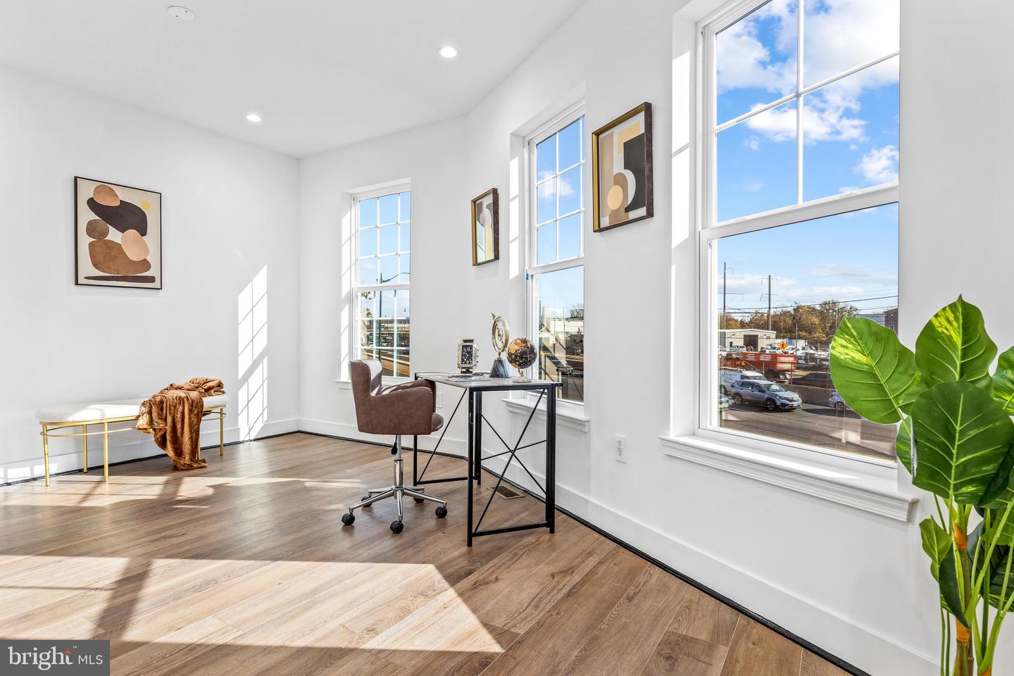 4269 MEADE NE, WASHINGTON, District Of Columbia 20019, 5 Bedrooms Bedrooms, ,5 BathroomsBathrooms,Residential,For sale,4269 MEADE NE,DCDC2167290 MLS # DCDC2167290