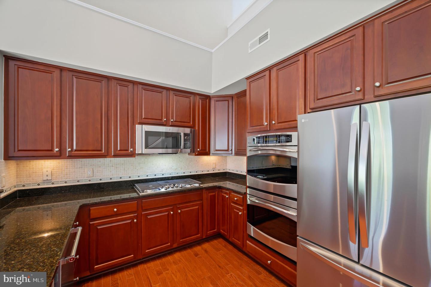 20396 OYSTER REEF PL, ASHBURN, Virginia 20147, 3 Bedrooms Bedrooms, ,3 BathroomsBathrooms,Residential,For sale,20396 OYSTER REEF PL,VALO2091946 MLS # VALO2091946